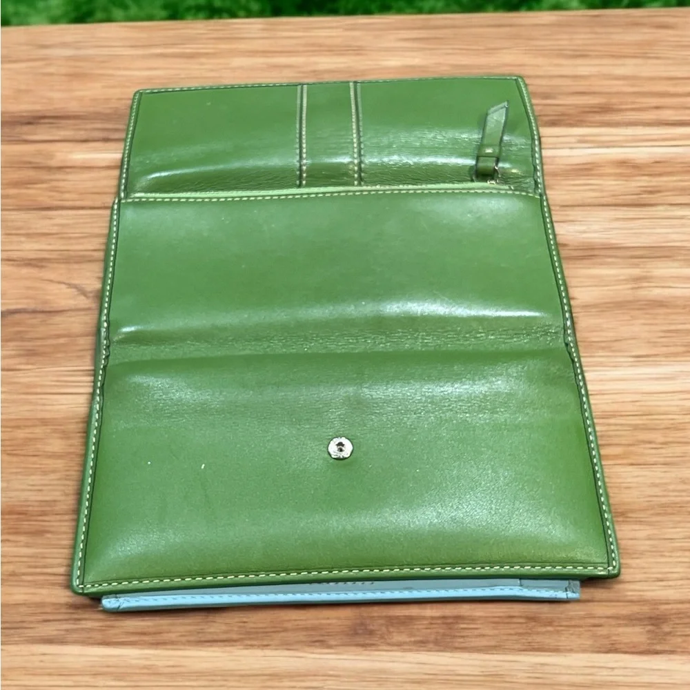 Coach Soho Green/Blue Leather Tri-Fold Wallet. - Picture 2 of 6